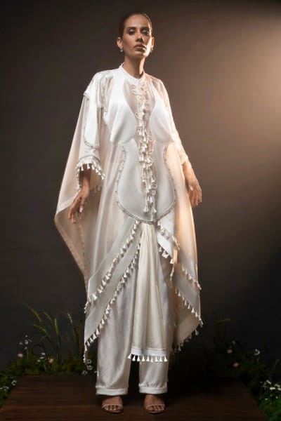 Ivory embroidered kaftan set