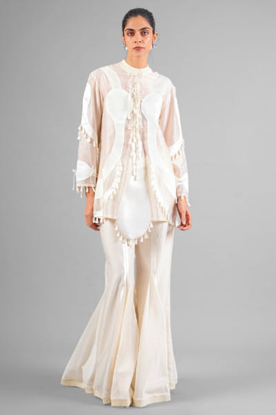 Ivory embroidered kurta set