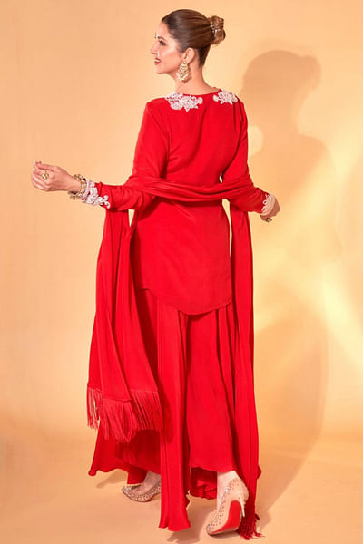 Red pearl embroidered kurta set