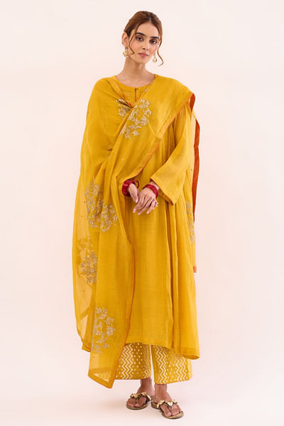 Yellow mulmul kurta set