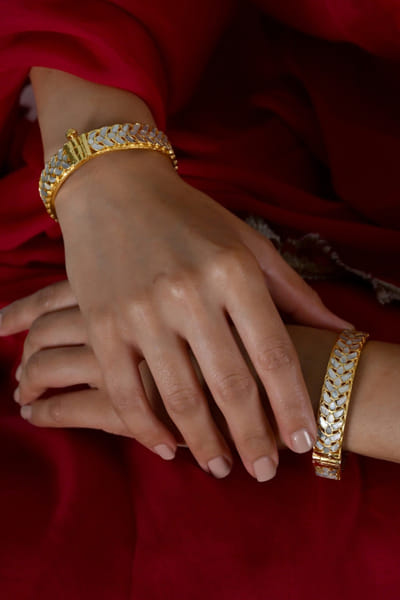 Shlok Jewels White embellished bangles SHLOJUN26D247743