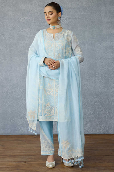 Blue embroidered kurta set