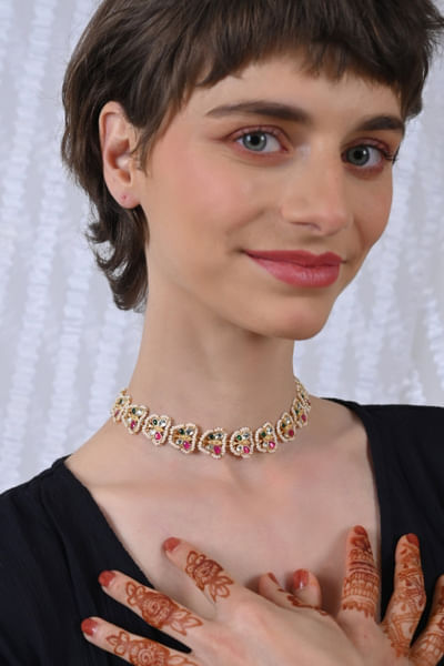 Multicolour stone embellished choker set