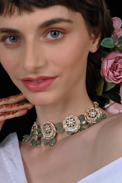 White kundan stone choker set