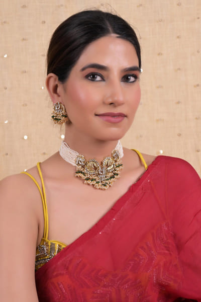 White kundan choker set
