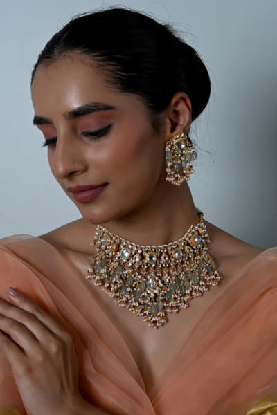 Shlok Jewels White kundan-embellished choker set SHLOJUN26D147663