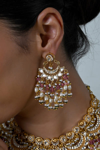 Shlok Jewels White and pink kundan necklace set SHLOJUN26D147664