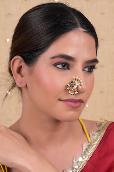 Multicolour kundan nose pin