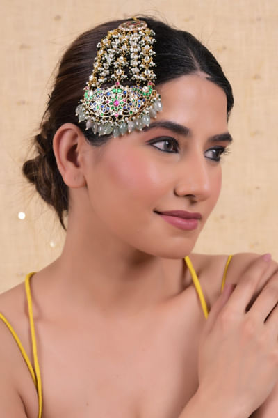 Multicolour kundan embellished passa