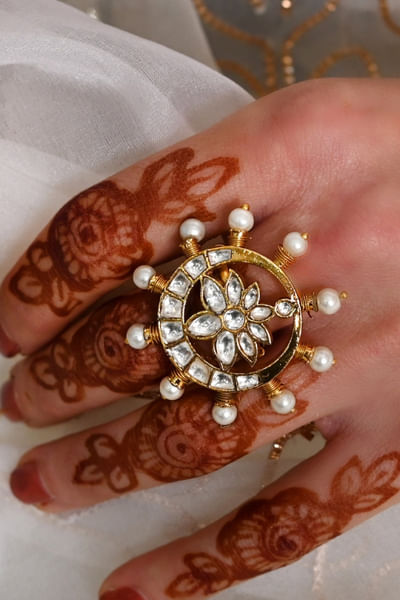 White kundan embellished ring