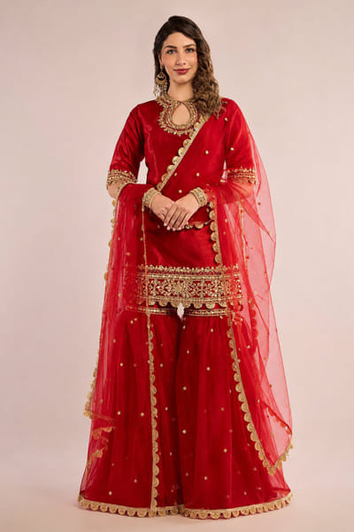 Saina Kapoor Red gota patti embroidered gharara set SAINAUG26D152700