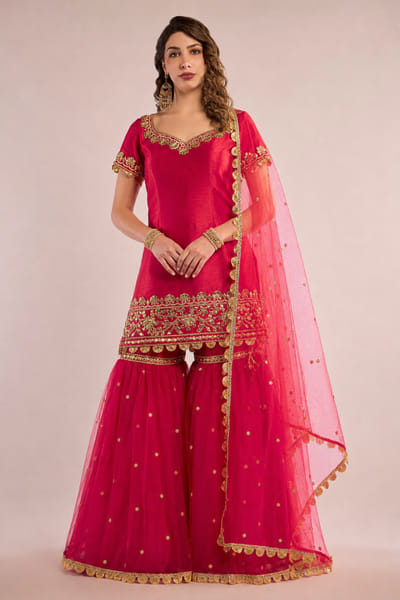 Saina Kapoor Pink gota patti embroidered gharara set SAINAUG26D152701