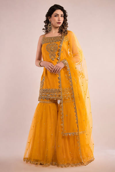 Saina Kapoor Mustard gota patti embroidered gharara set SAINAUG26D152703
