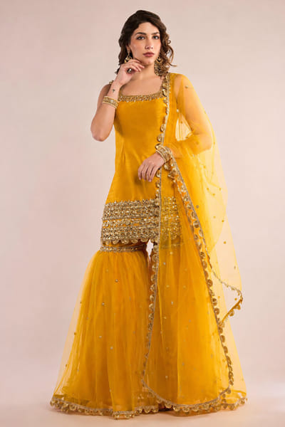 Saina Kapoor Yellow gota patti embroidered gharara set SAINAUG26D152704