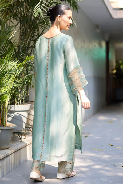 Sarang Kaur Teal hand embroidered kurta set SARAMAY26D144070