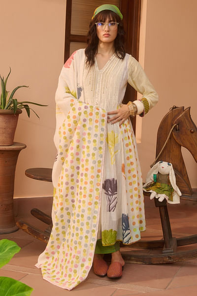Ivory block printed stole