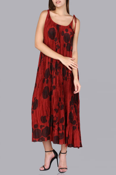 Printed pleated dress