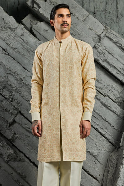 Sarab Khanijou Ivory thread embroidered floral kurta set SARAJUN26D148108