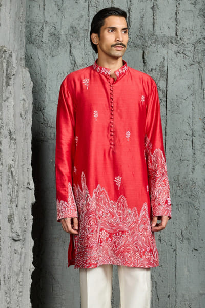 Sarab Khanijou Red and ivory thread embroidered kurta set SARAJUN26D148105