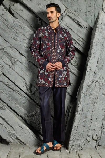 Sarab Khanijou Blue thread embroidered floral kurta set SARAJUL26D148744