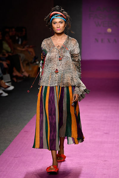 Multicolor pleated kaftan and skirt