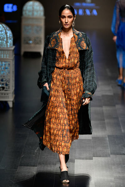 Paisley print dress & green coat