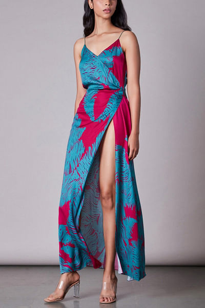 Scratch printed dress
