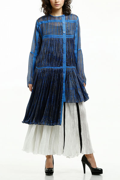Asymmetric kurta with micropleated skirt