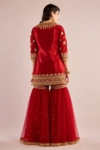 Saina Kapoor Maroon Kashmiri aari embroidered gharara set SAINAUG26D152707