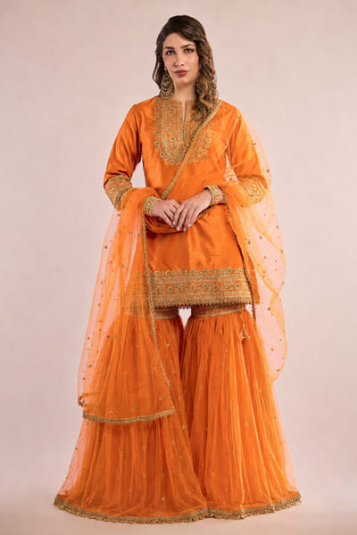Saina Kapoor Orange Kashmiri aari embroidered gharara set SAINAUG26D152708