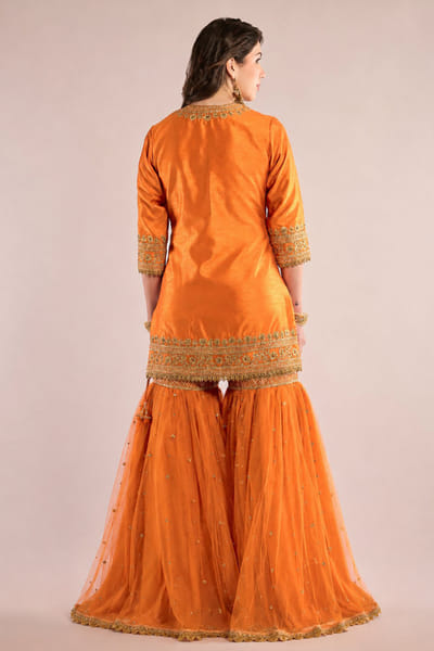 Saina Kapoor Orange Kashmiri aari embroidered gharara set SAINAUG26D152708