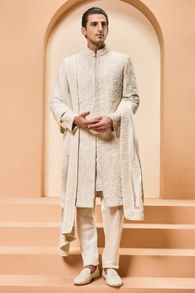 Sarab Khanijou Ivory applique sherwani set SARAMAY26D245391