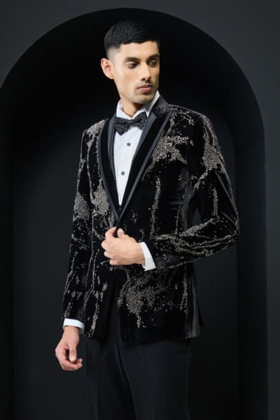 Sarab Khanijou Black sequin embroidered velvet tuxedo set SARAMAY26D245372