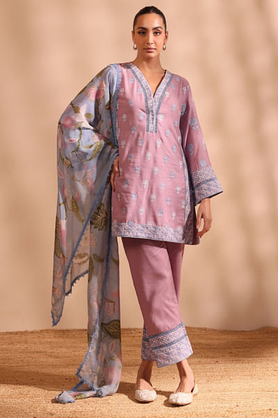 Lilac floral embroidered kurta set