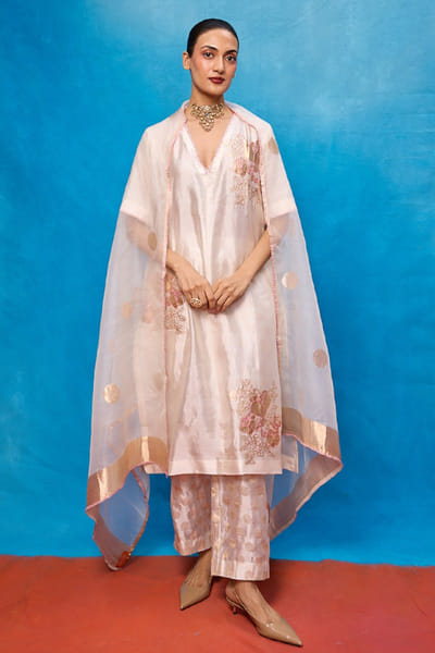 Ekaya Off-white cutwork handwoven banarasi kurta set EKAYJUL26D148971