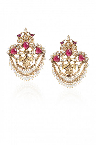 Gold and pink kundan earrings