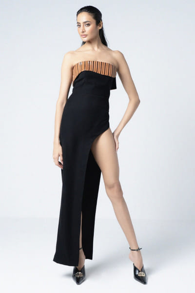 Black hand embroidery bodycon dress