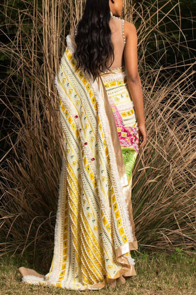 Saksham & Neharicka Yellow printed and embroidered sari set SNNJUNWS313