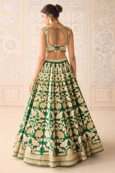 Shyam Narayan Prasad Dark green floral appliqued lehenga set SHYMAY25D127280