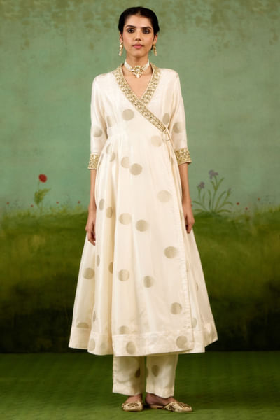 Ivory zardozi hand embroidered angrakha set