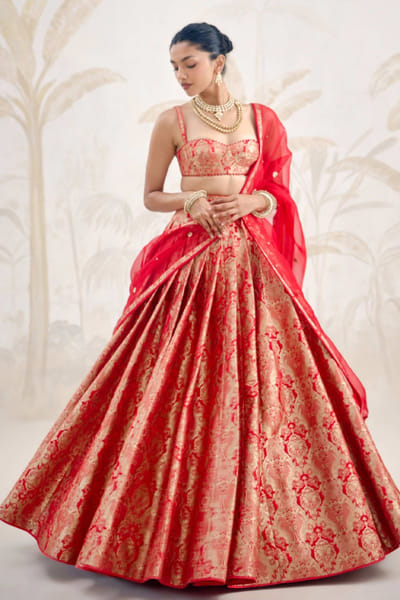 Shyam Narayan Prasad Red banarsi zardozi embroidered lehenga set SHYAPR26D142372