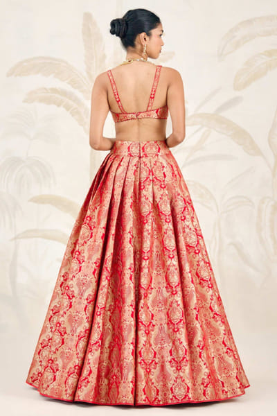 Shyam Narayan Prasad Red banarsi zardozi embroidered lehenga set SHYAPR26D142372