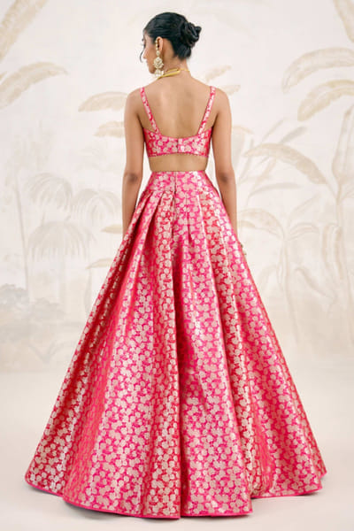 Shyam Narayan Prasad Fuchsia pink zardozi embroidered lehenga set SHYAPR26D142373