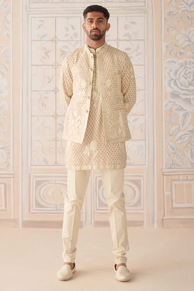 Antique white print appliqued bandi kurta set
