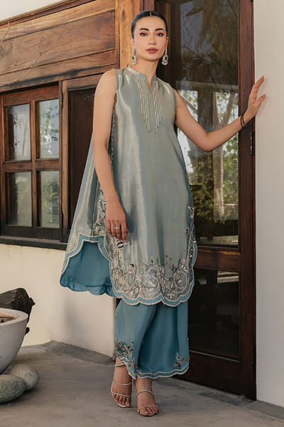 Aneeka Ruknuddin Bluish grey Swarovski embellished kurta set ANEEAUG26D152563