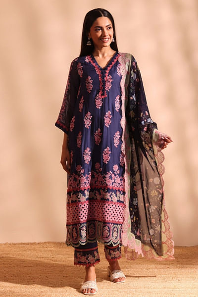 Navy floral embroidered kurta set