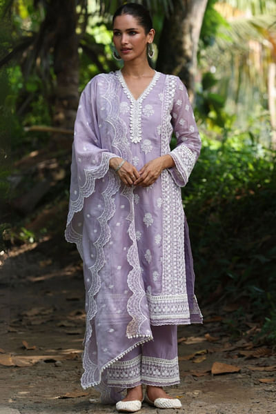 Lavender floral embroidered kurta set