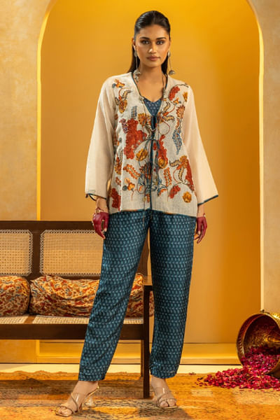 Off white and blue appliqué co-ord set