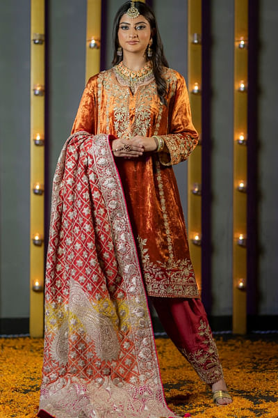 Magnificent orange tilla embroidered kurta set