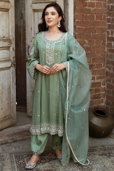 Mint green zardozi embroidered kurta set
